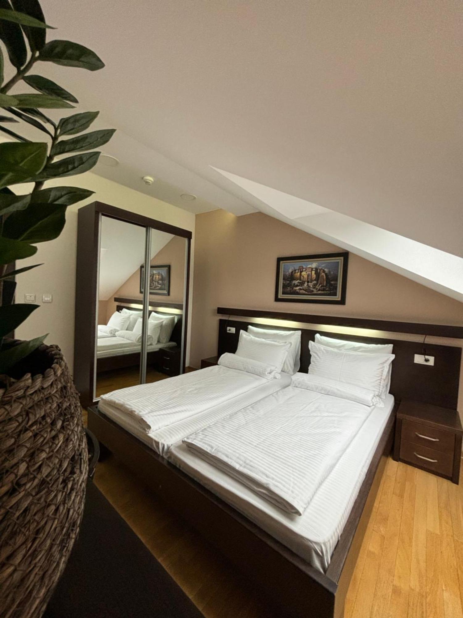 Bed and Breakfast Atrium Sremska Mitrovica Exteriér fotografie