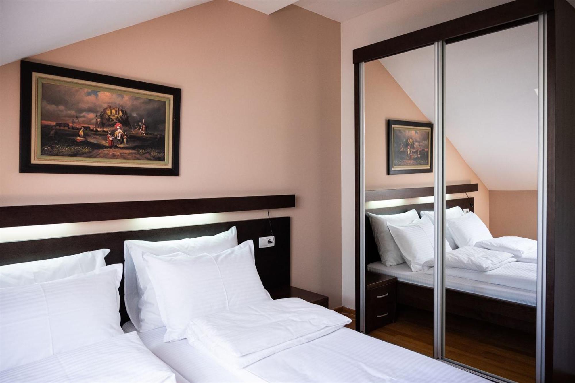 Bed and Breakfast Atrium Sremska Mitrovica Exteriér fotografie